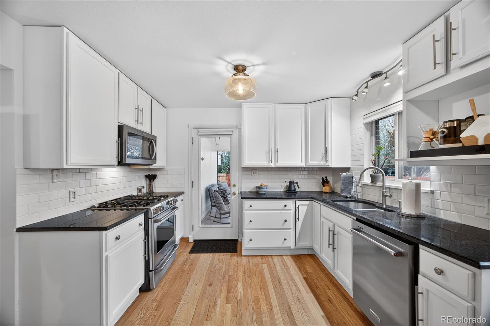 MLS Image #4 for 2906 s xanthia court,denver, Colorado