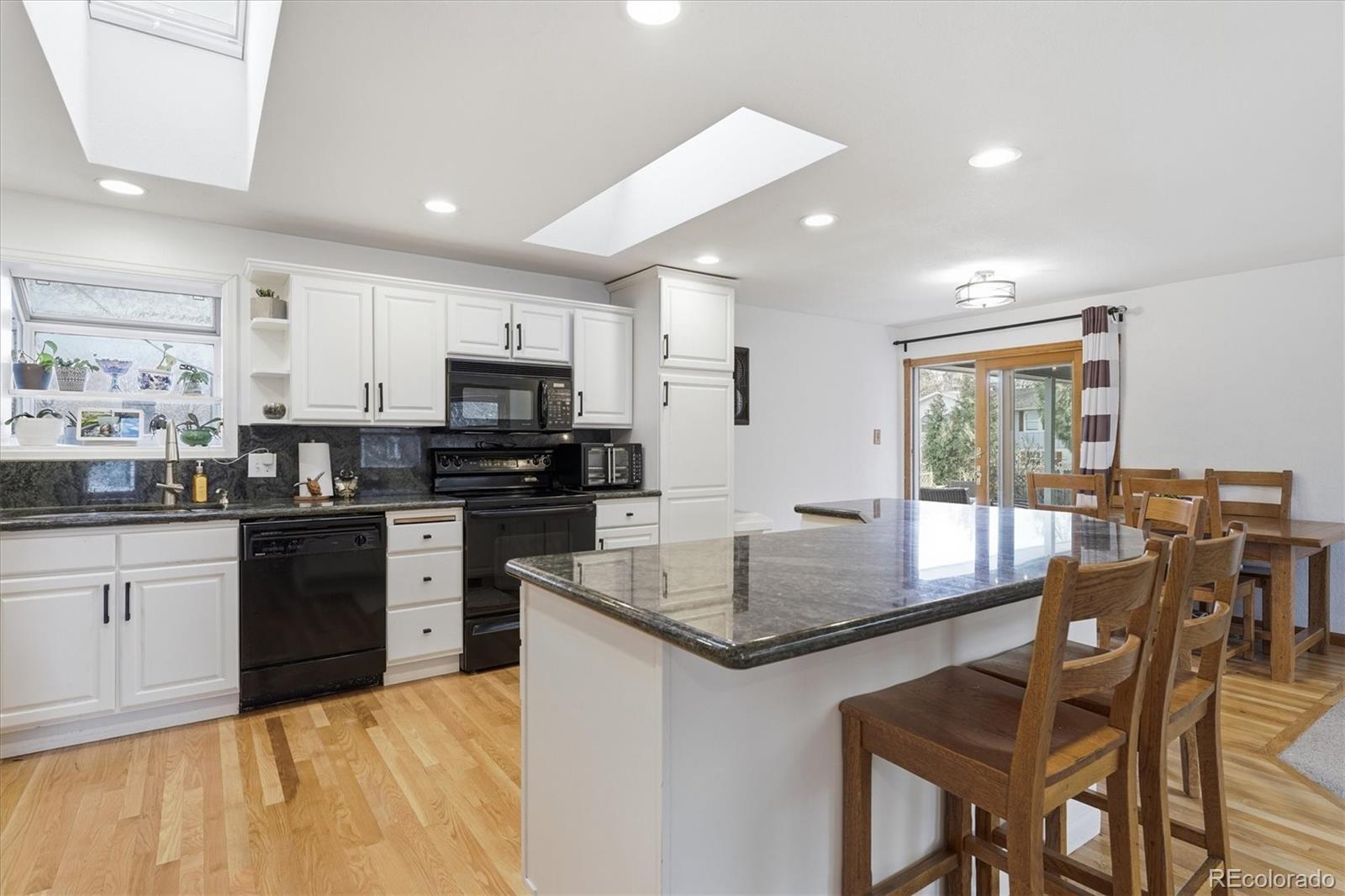 MLS Image #7 for 412 s devinney street,lakewood, Colorado