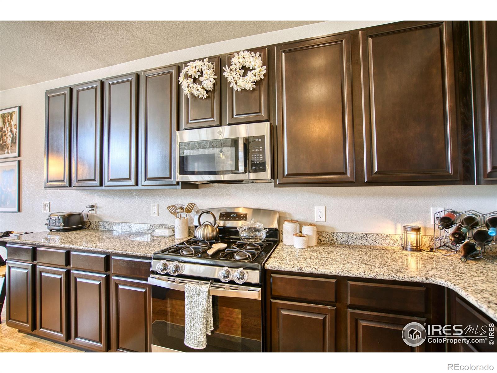 MLS Image #19 for 2115  covered bridge parkway,windsor, Colorado