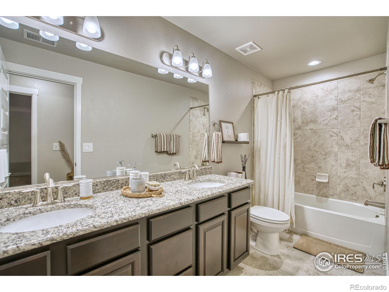 MLS Image #29 for 2115  covered bridge parkway,windsor, Colorado