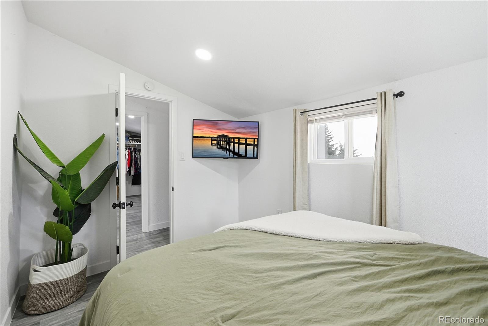 MLS Image #8 for 61 s julian street,denver, Colorado