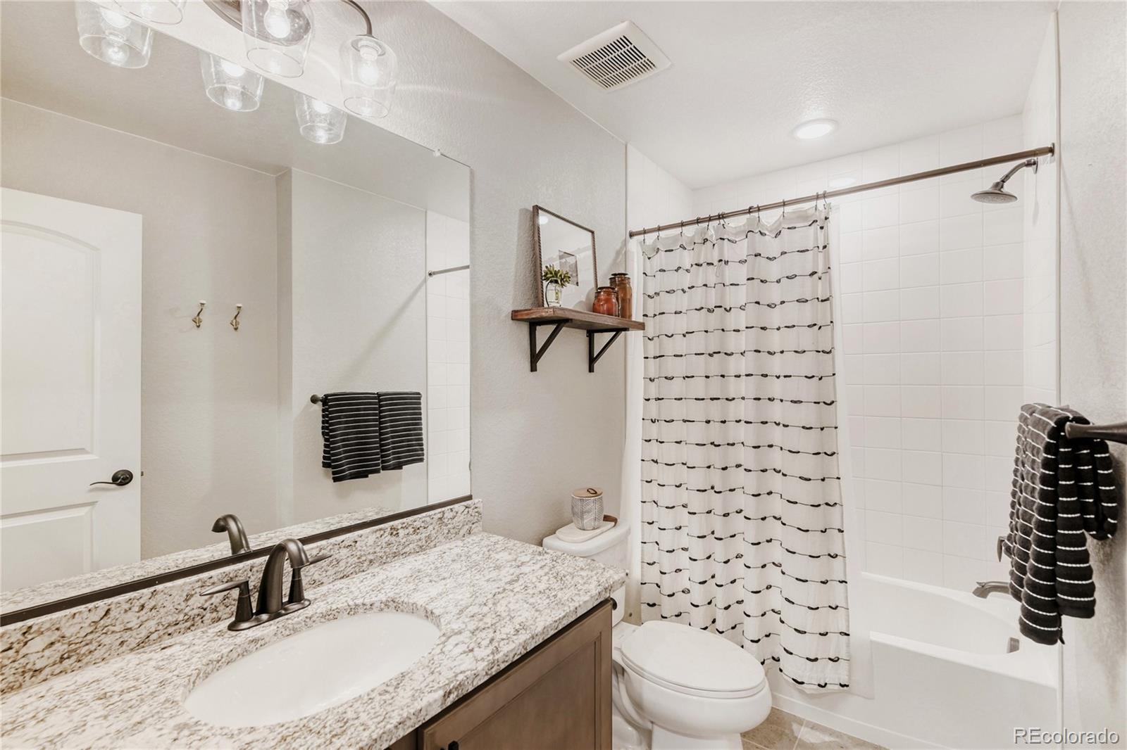 MLS Image #15 for 23548 e ida drive b,aurora, Colorado