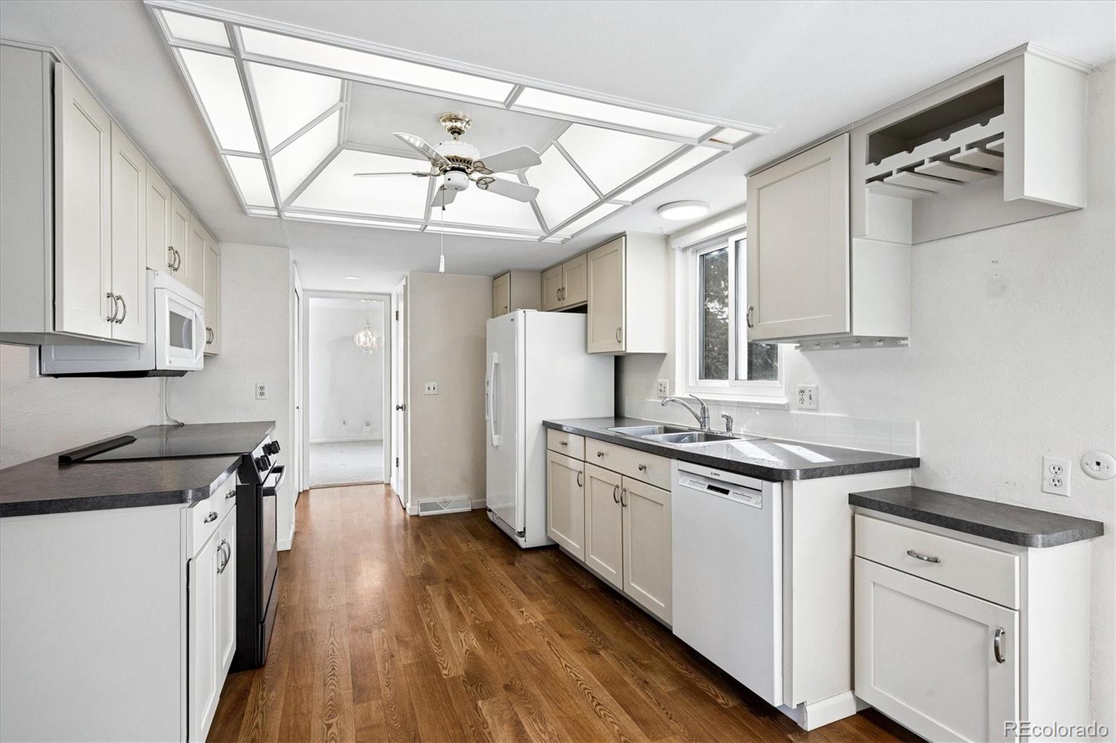 MLS Image #9 for 2449 s holland court,lakewood, Colorado