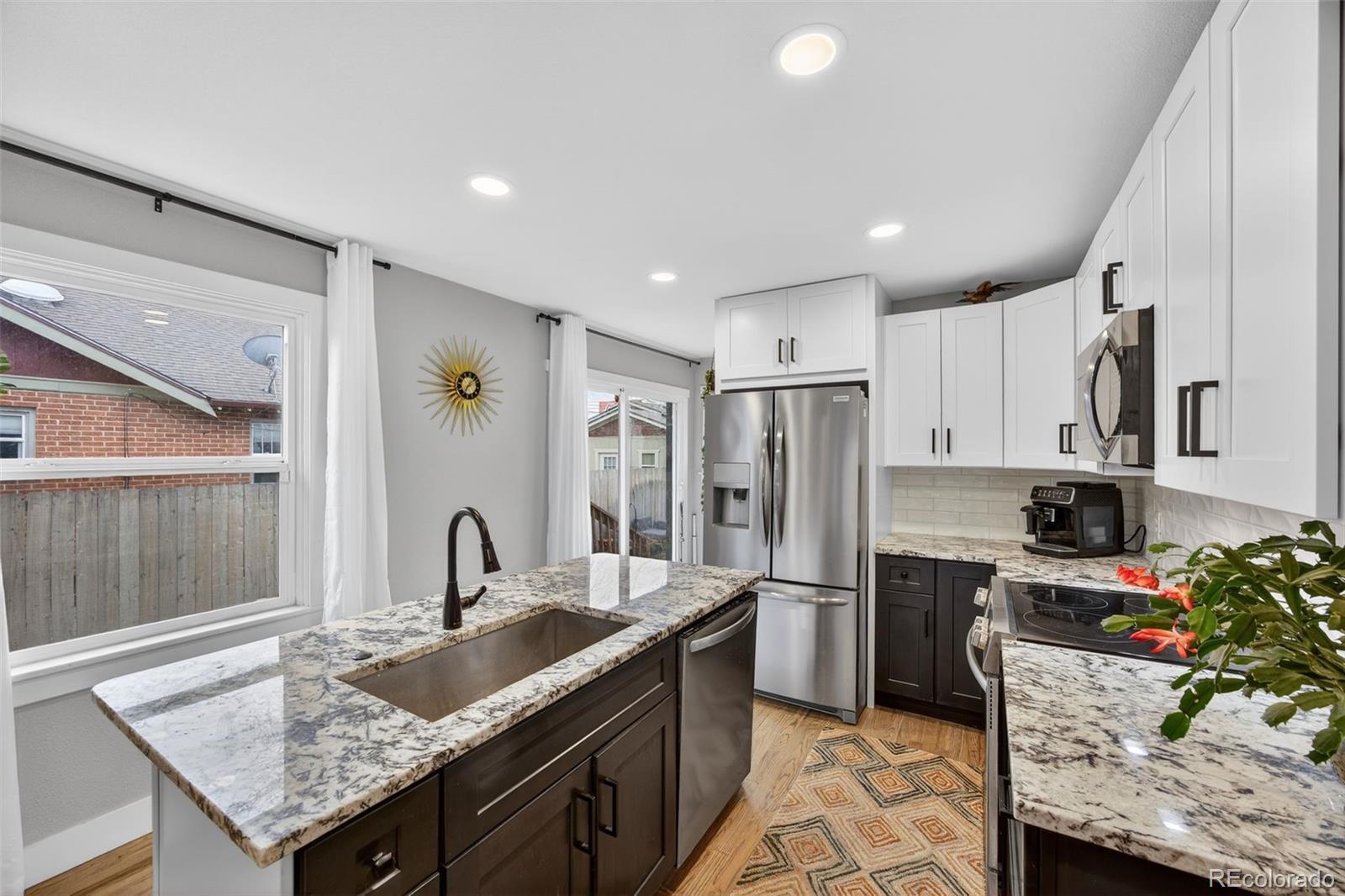 MLS Image #12 for 1555  rosemary street,denver, Colorado