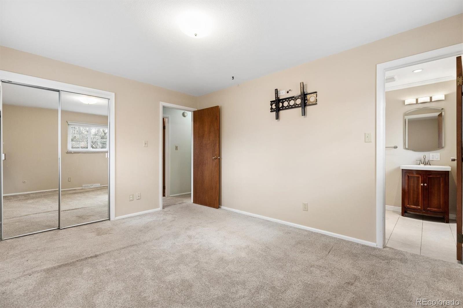 MLS Image #11 for 3512 e lake way,centennial, Colorado