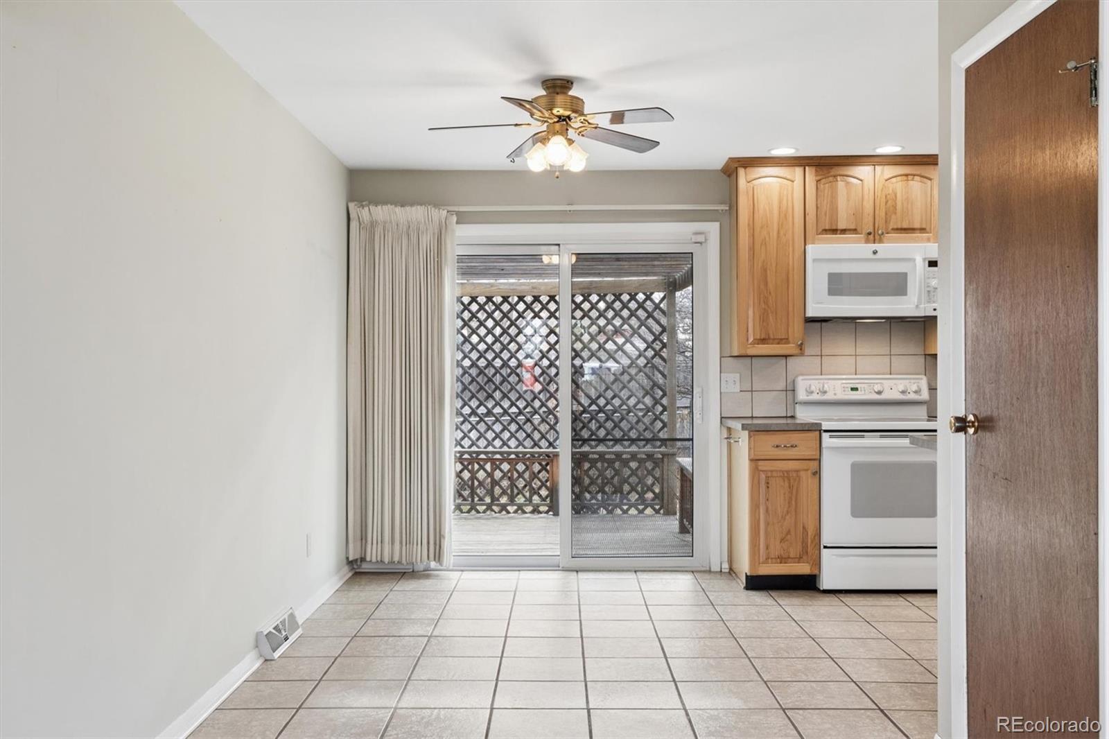 MLS Image #6 for 3512 e lake way,centennial, Colorado