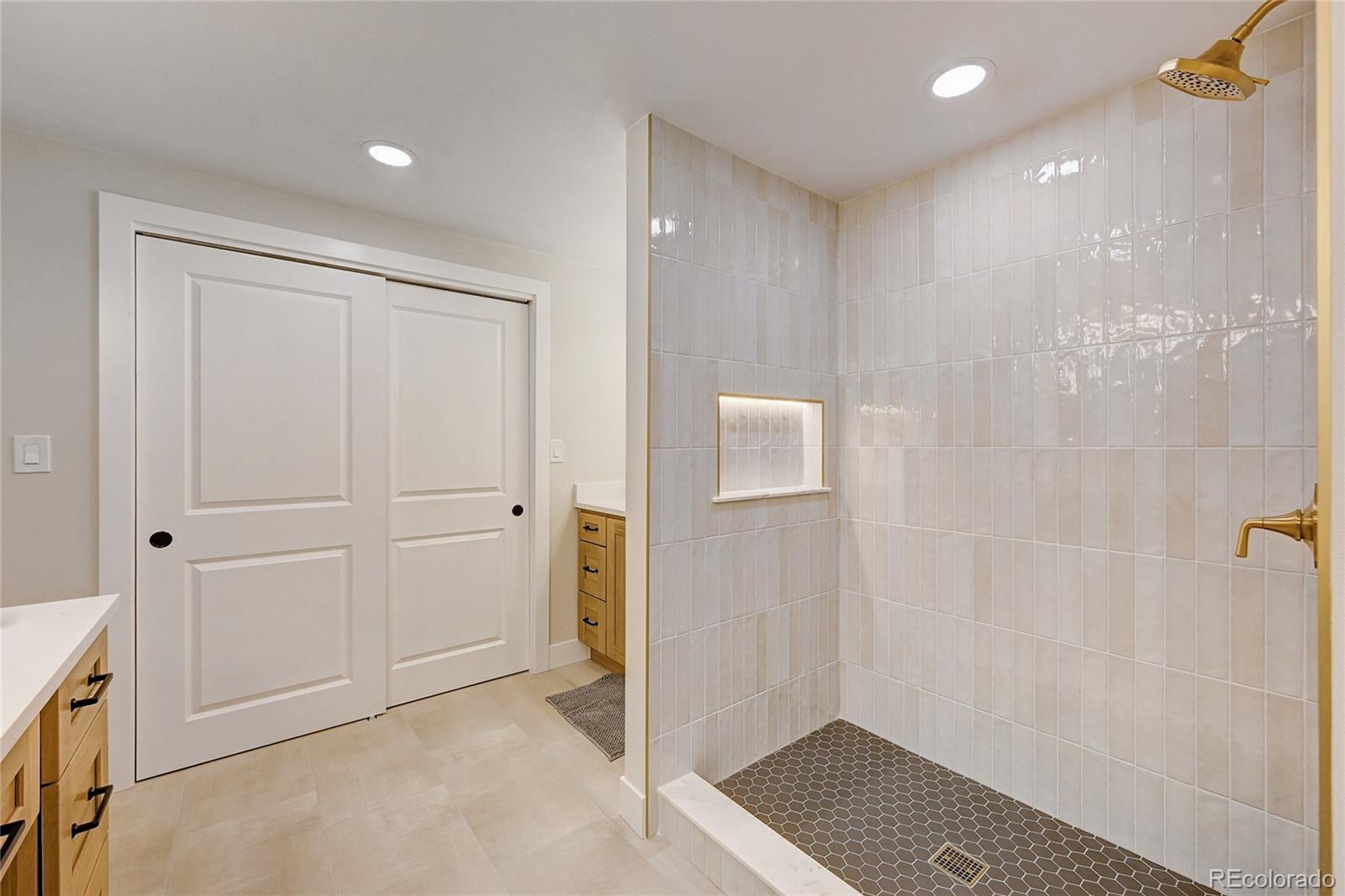 MLS Image #33 for 5835 e irish place,englewood, Colorado