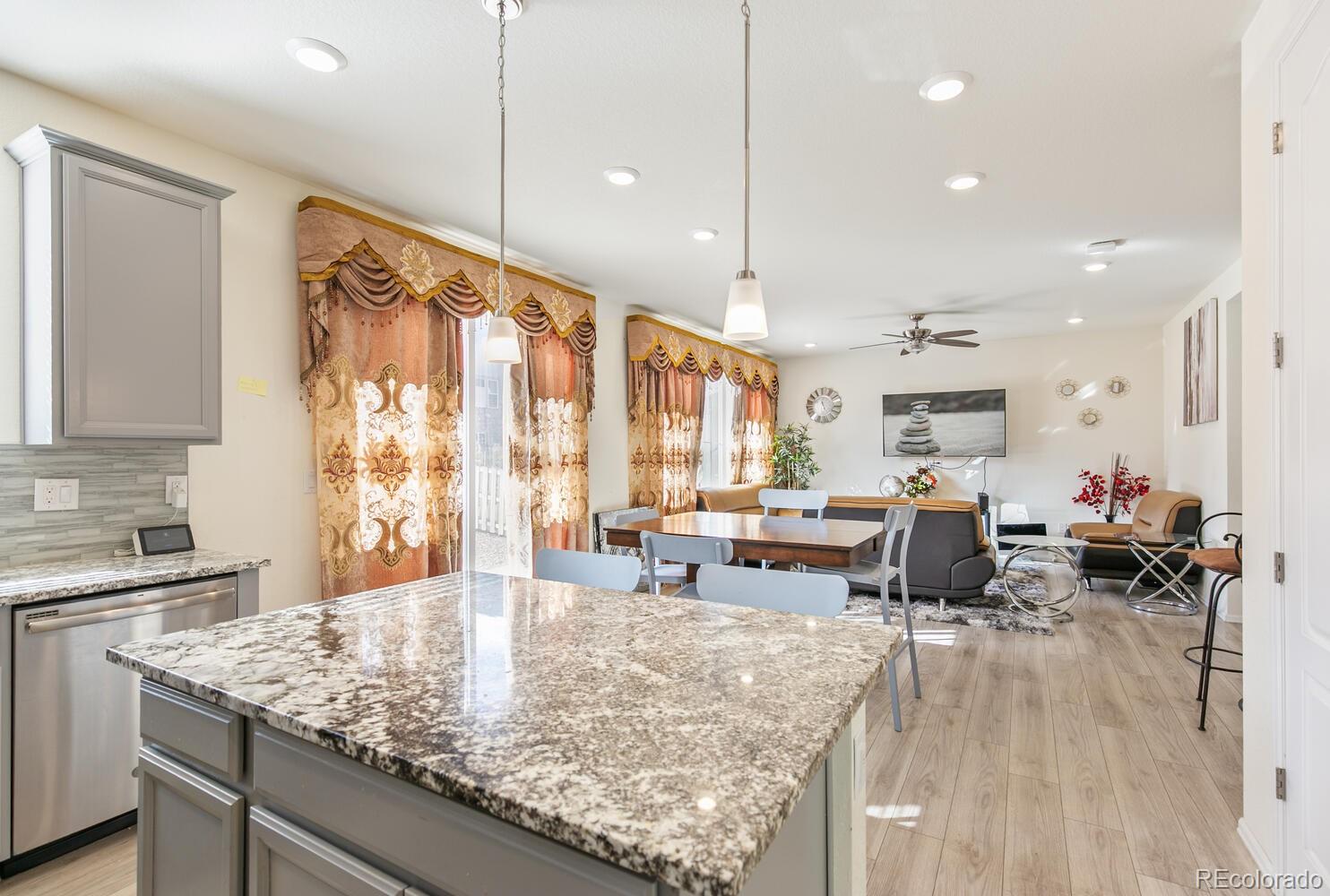 MLS Image #11 for 26344 e 4th place,aurora, Colorado