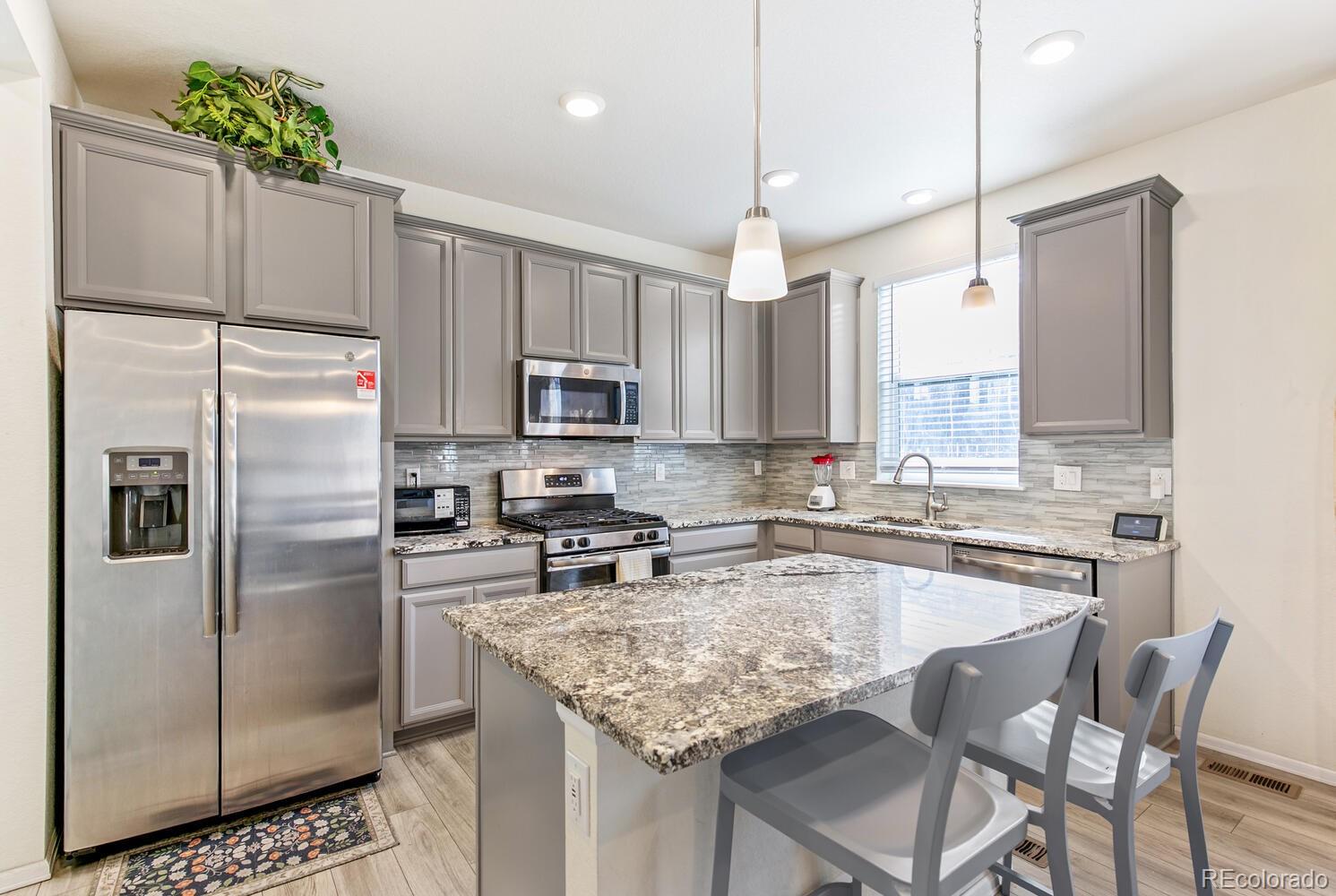 MLS Image #8 for 26344 e 4th place,aurora, Colorado