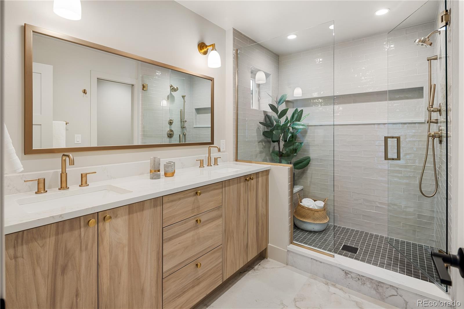 MLS Image #15 for 3311 w 20th avenue,denver, Colorado