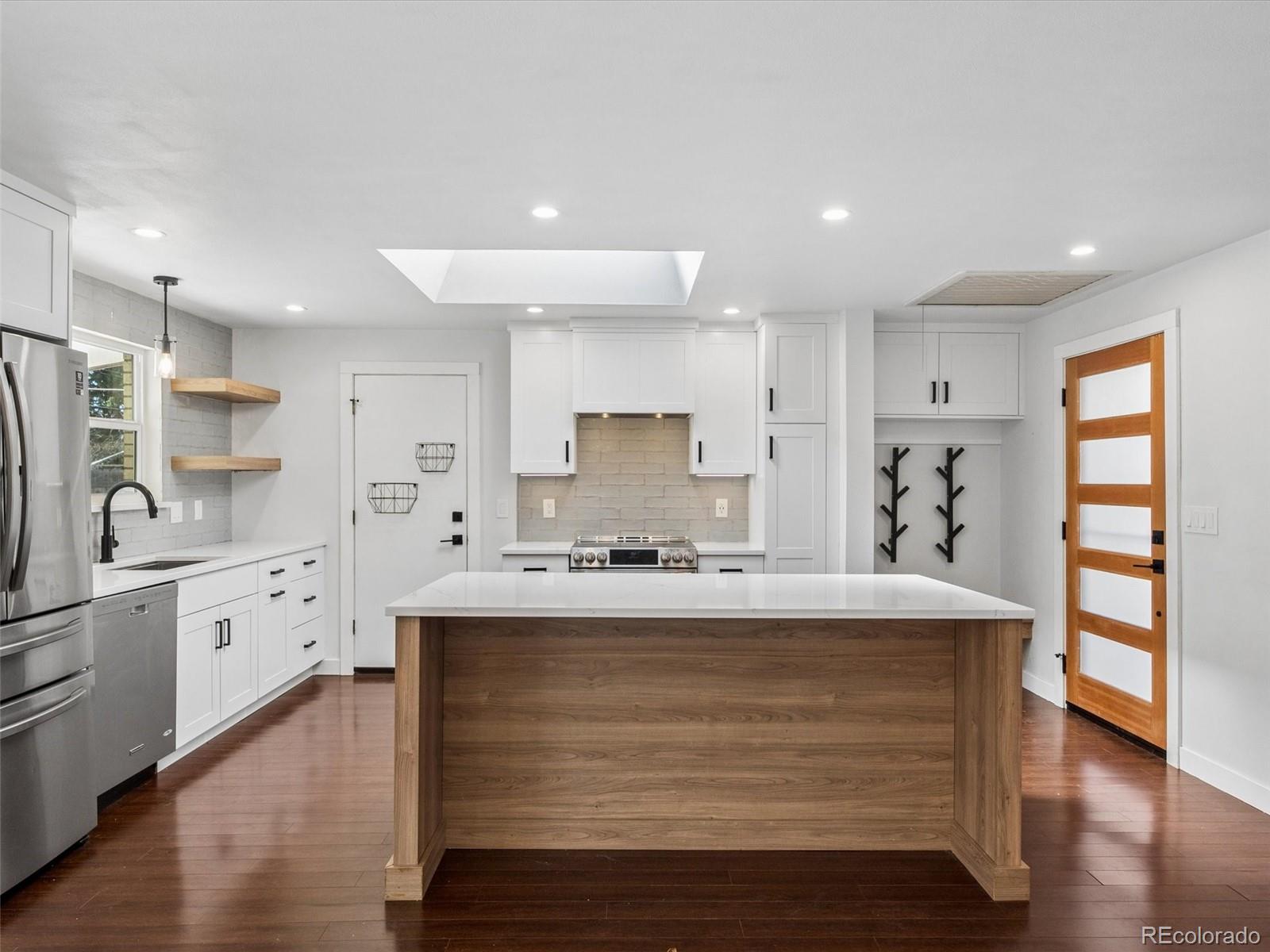 MLS Image #10 for 3278 s wabash court,denver, Colorado