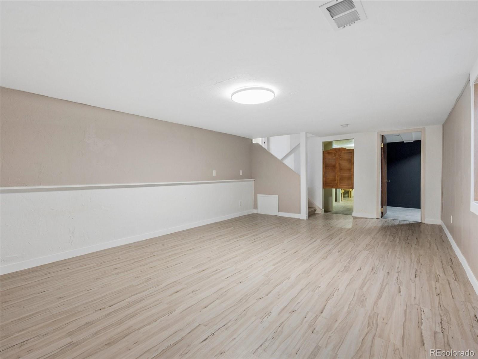 MLS Image #32 for 3278 s wabash court,denver, Colorado