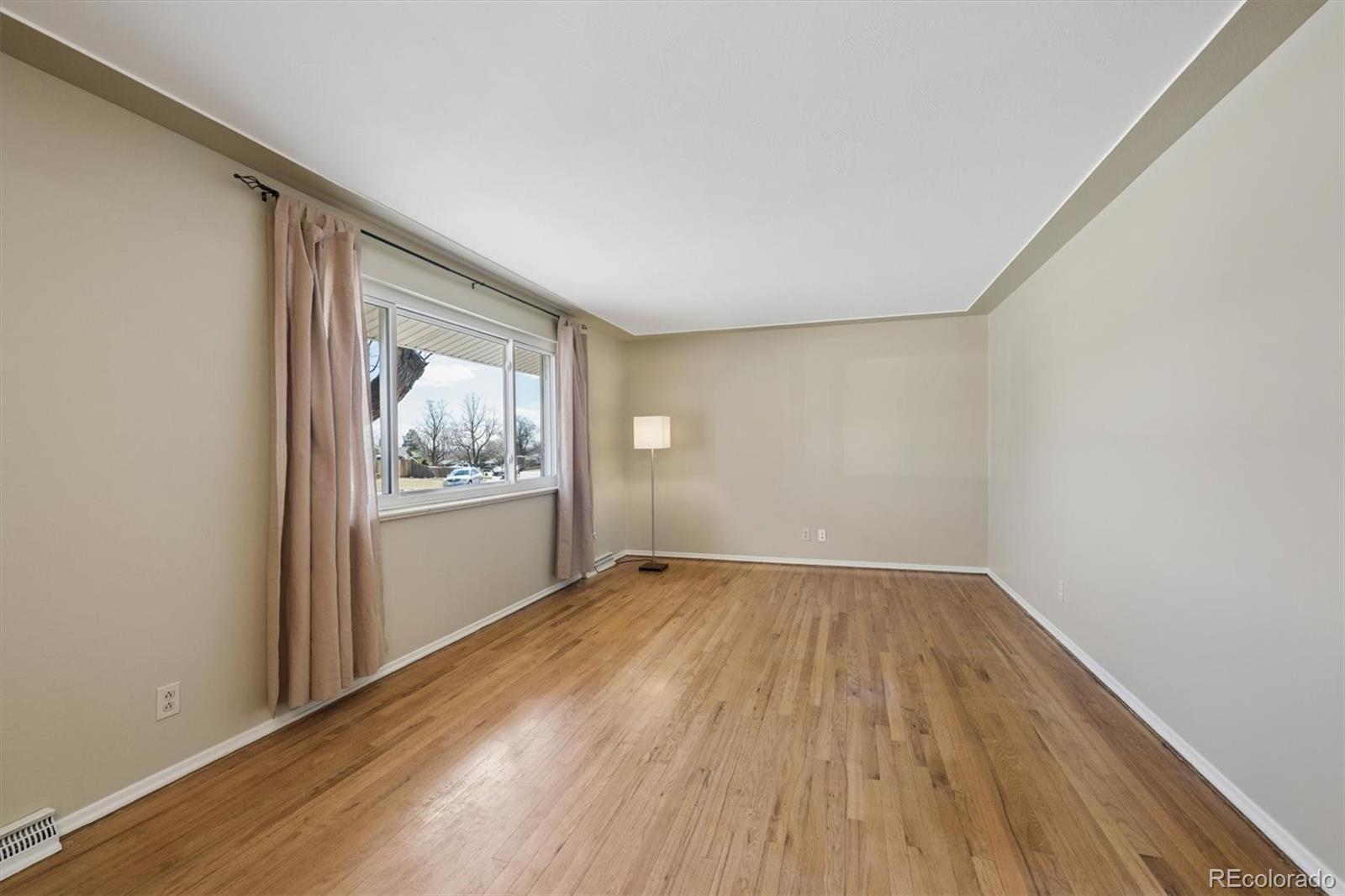 MLS Image #4 for 8199  nola drive,denver, Colorado
