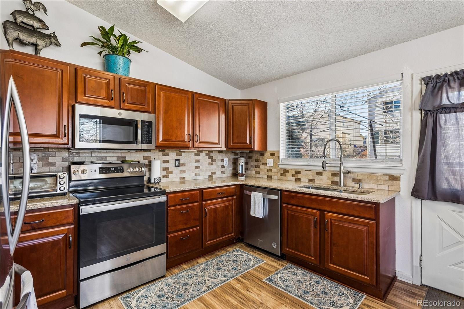 MLS Image #6 for 9383  weeping willow court,highlands ranch, Colorado