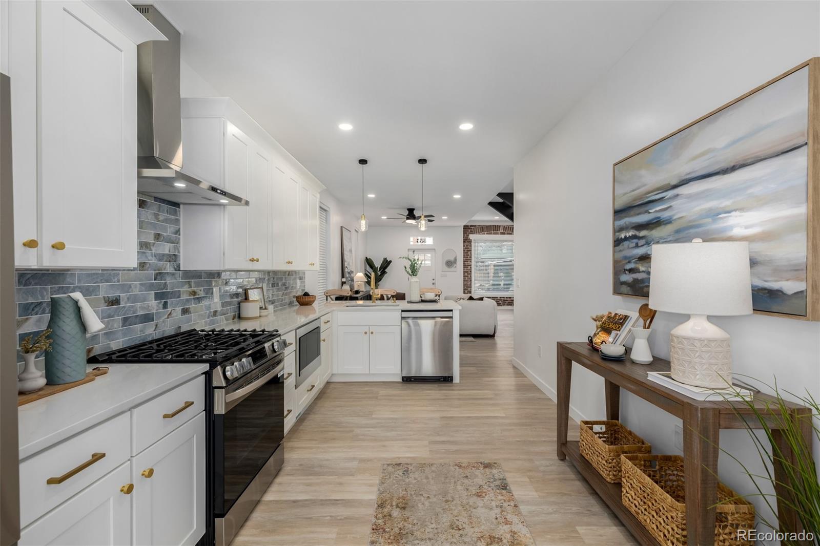 MLS Image #18 for 555 s logan street,denver, Colorado