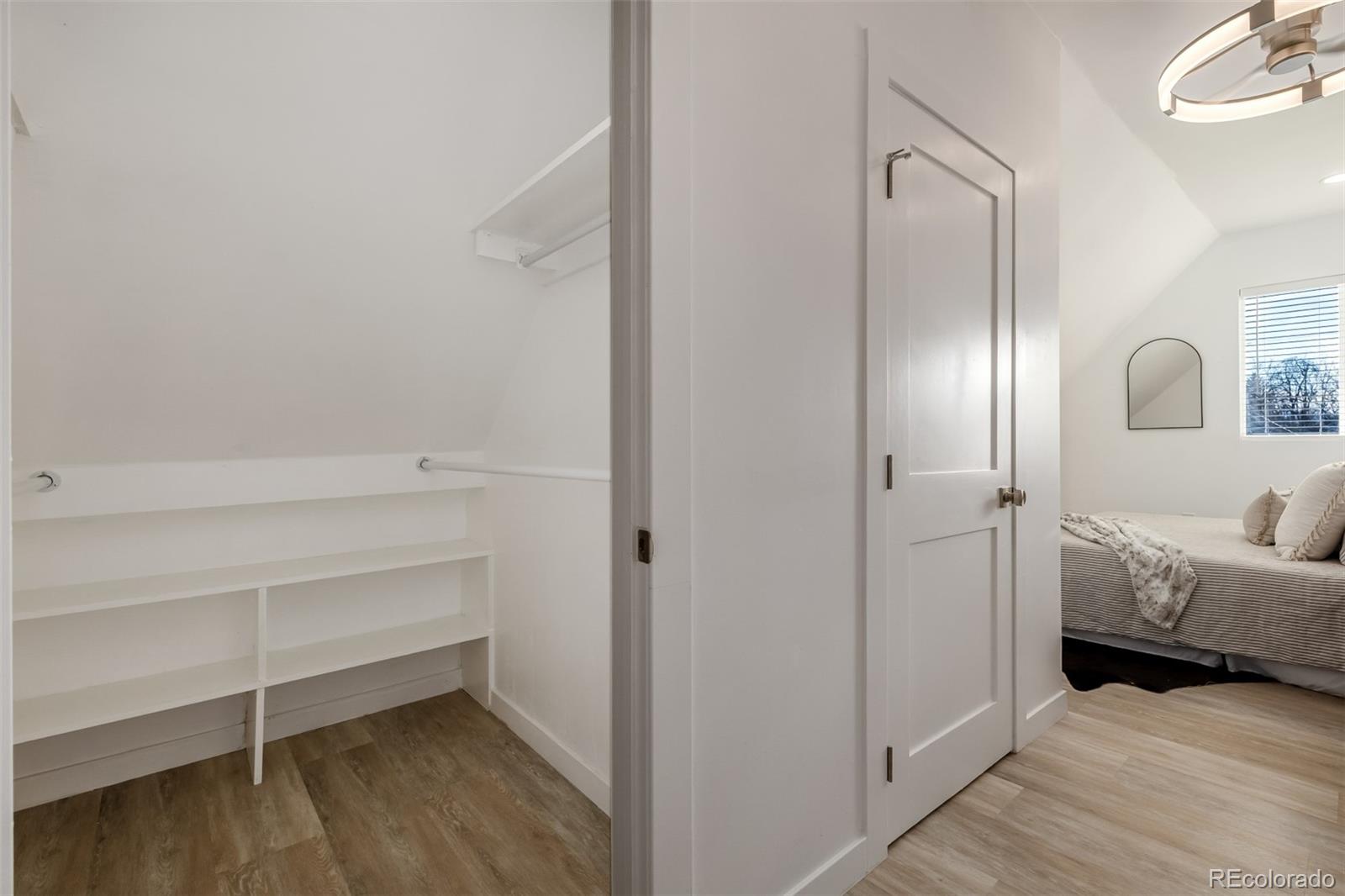 MLS Image #29 for 555 s logan street,denver, Colorado