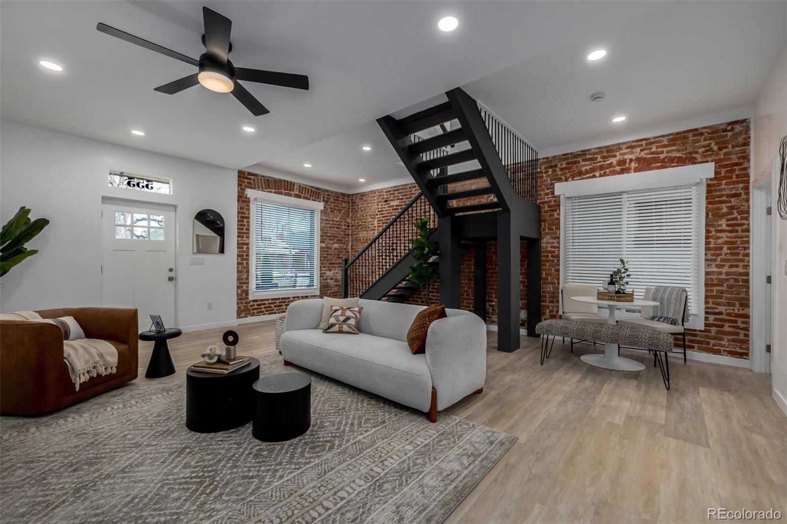 MLS Image #7 for 555 s logan street,denver, Colorado