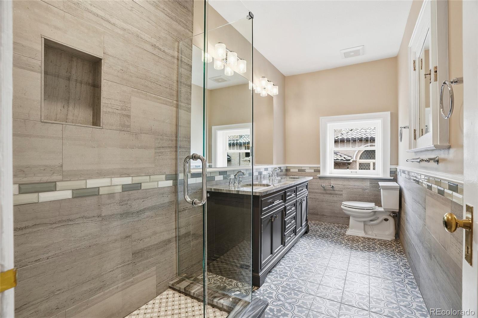 MLS Image #27 for 965 n pennsylvania street,denver, Colorado