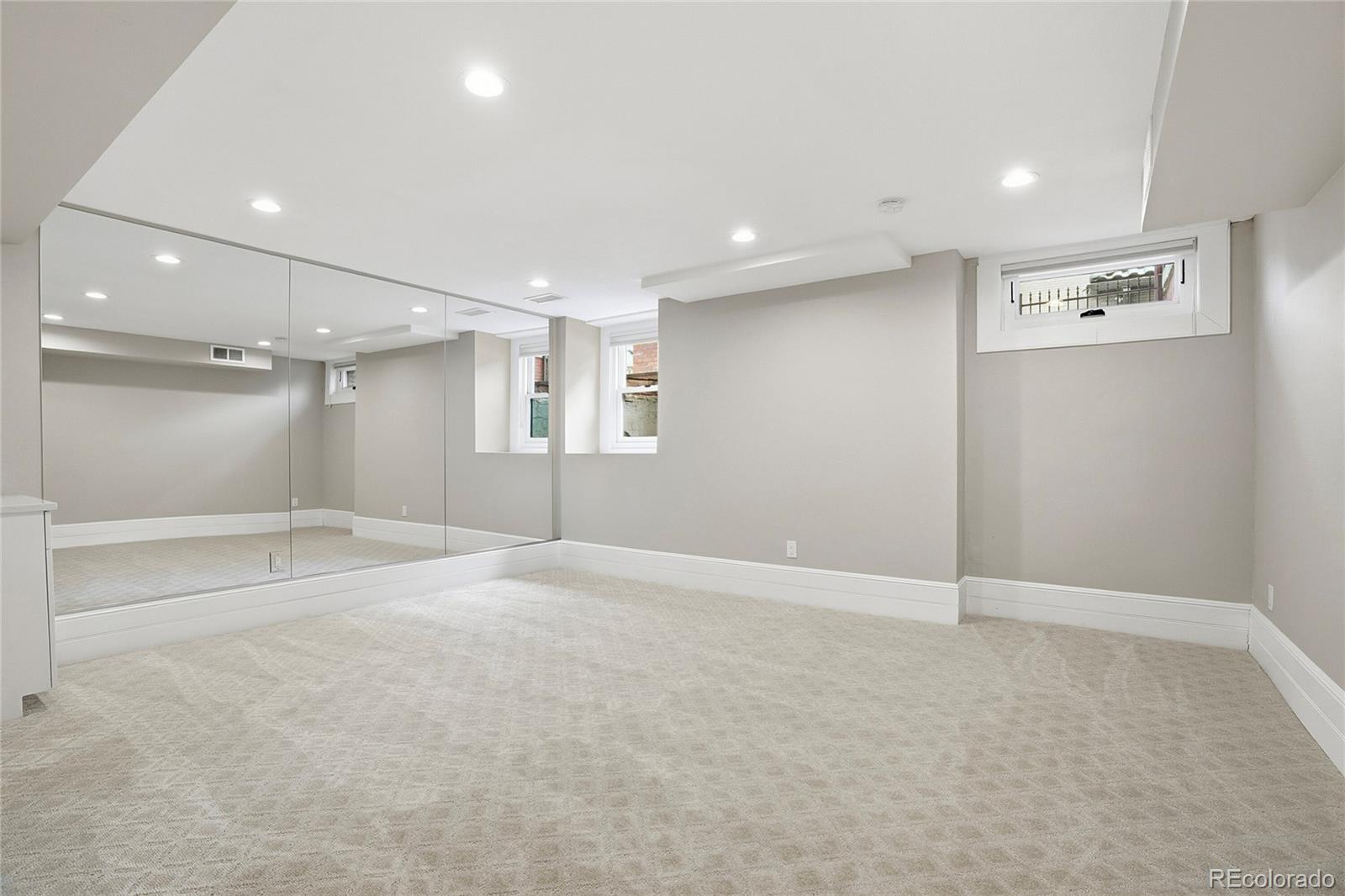 MLS Image #33 for 965 n pennsylvania street,denver, Colorado