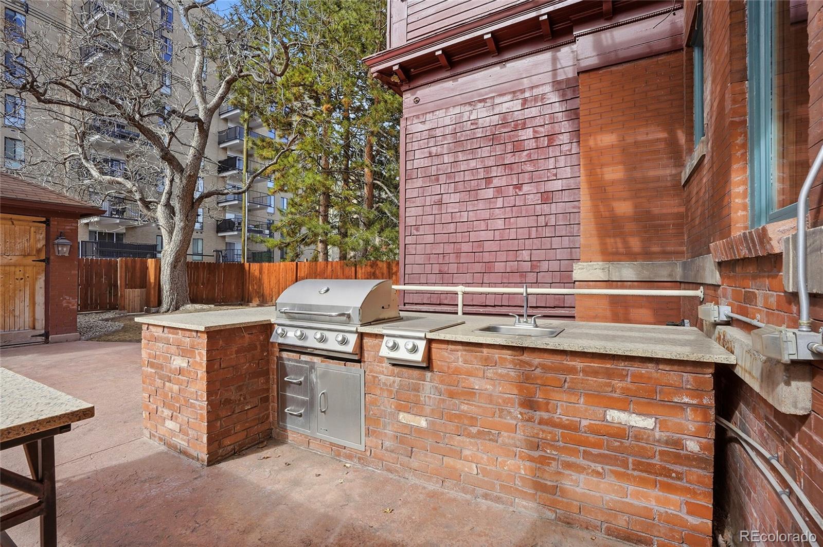 MLS Image #39 for 965 n pennsylvania street,denver, Colorado