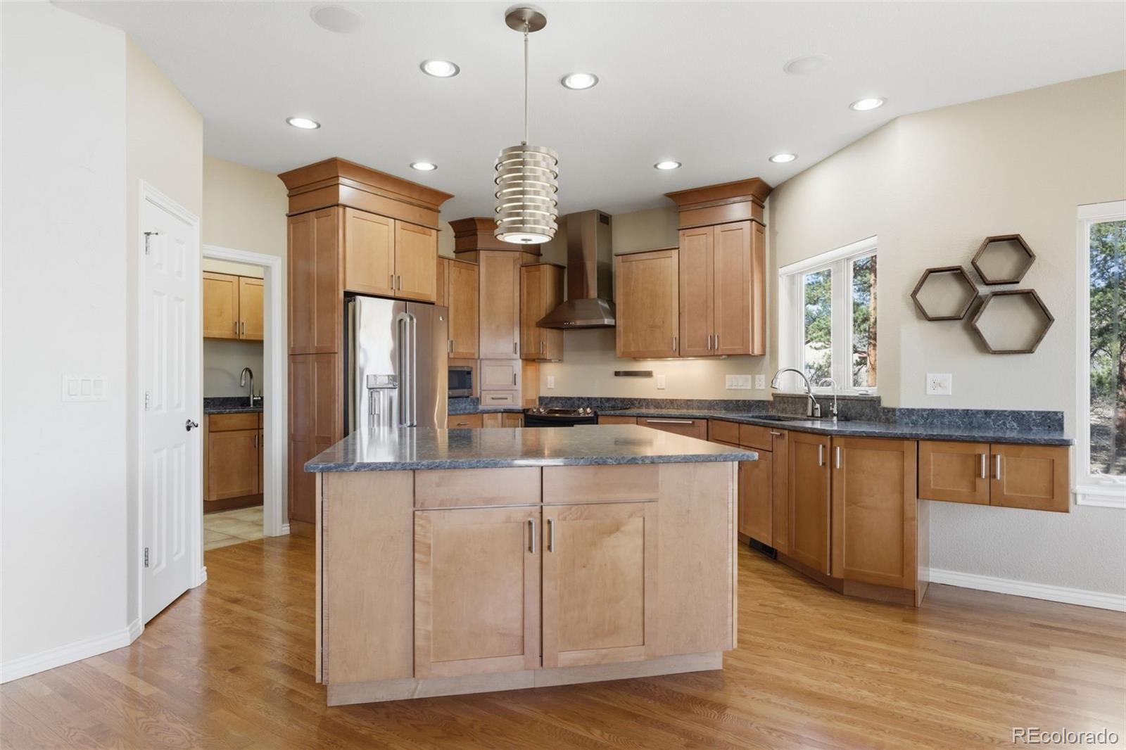 MLS Image #10 for 4126  mohawk drive,larkspur, Colorado