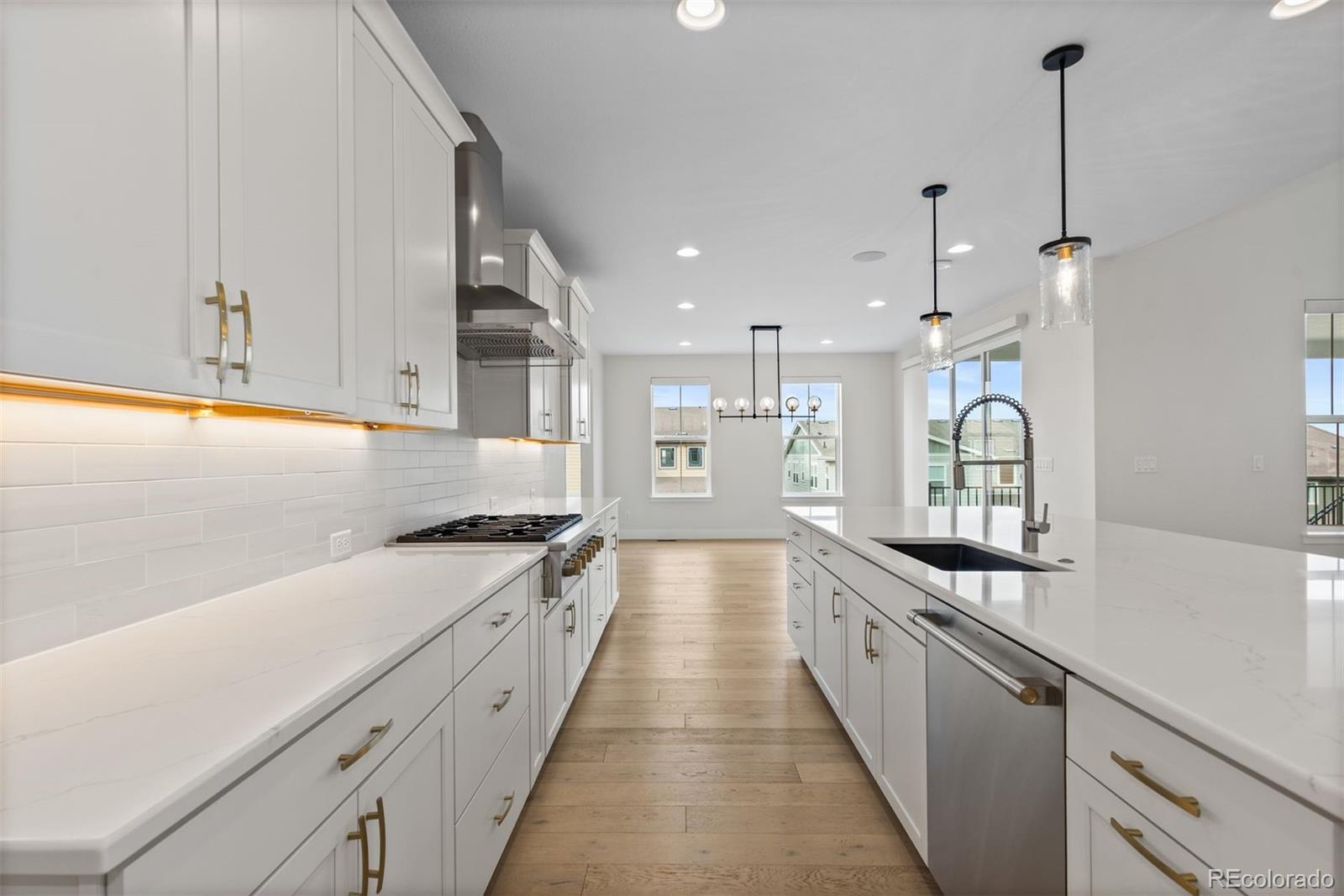 MLS Image #6 for 6907  sunstrand court,castle pines, Colorado