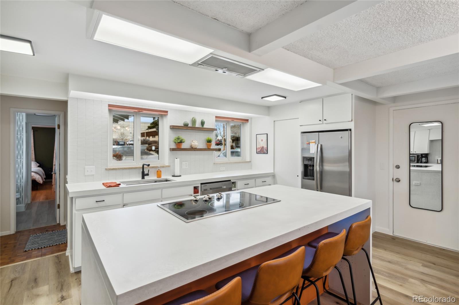 MLS Image #3 for 330 s pierce street,lakewood, Colorado