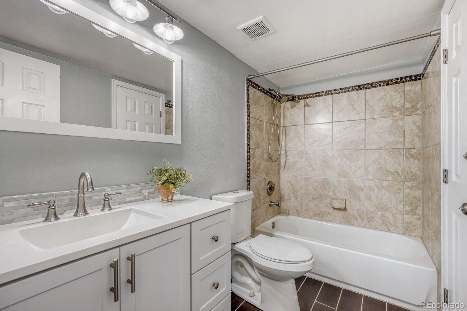 MLS Image #7 for 16051 e alaska place 5,aurora, Colorado