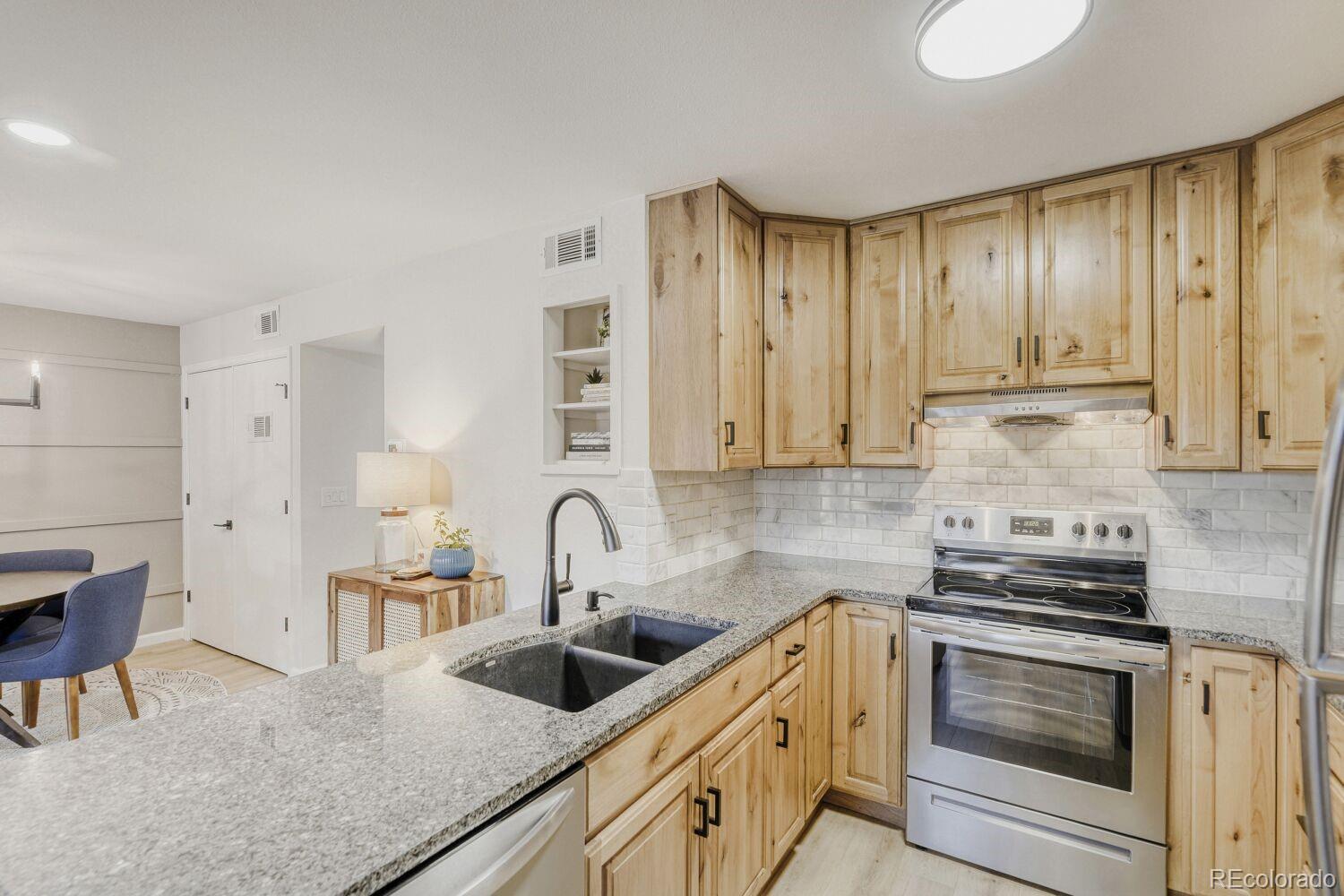 MLS Image #5 for 697  canyon drive ,castle rock, Colorado