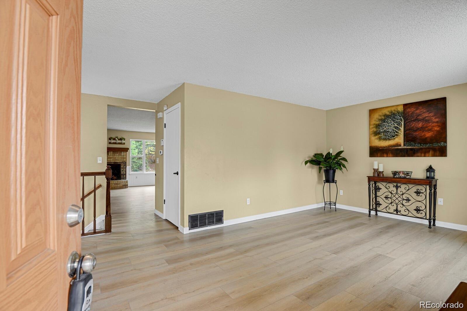 MLS Image #3 for 9749 w fairview avenue,littleton, Colorado
