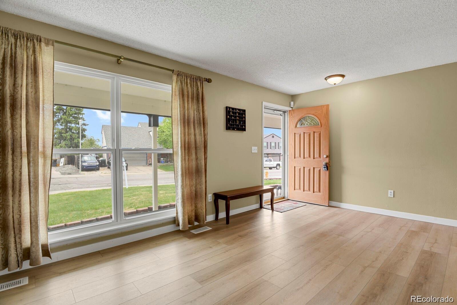 MLS Image #5 for 9749 w fairview avenue,littleton, Colorado
