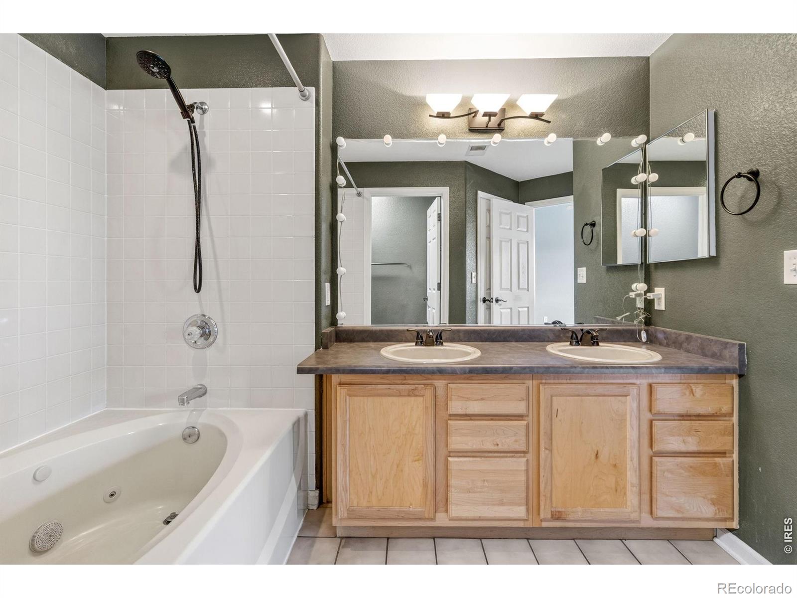 MLS Image #19 for 5151  29th street,greeley, Colorado