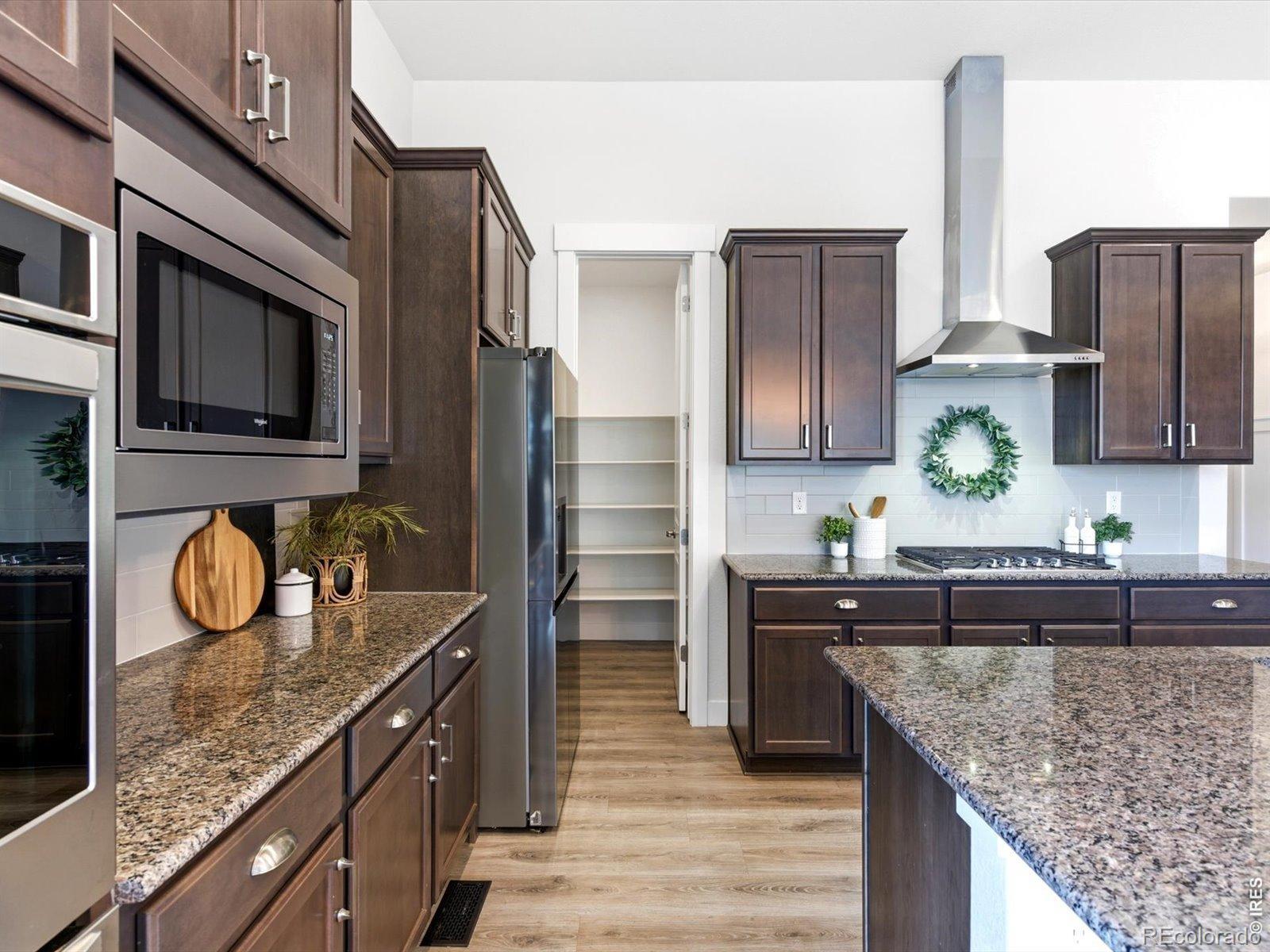 MLS Image #15 for 317  canyonlands street,berthoud, Colorado