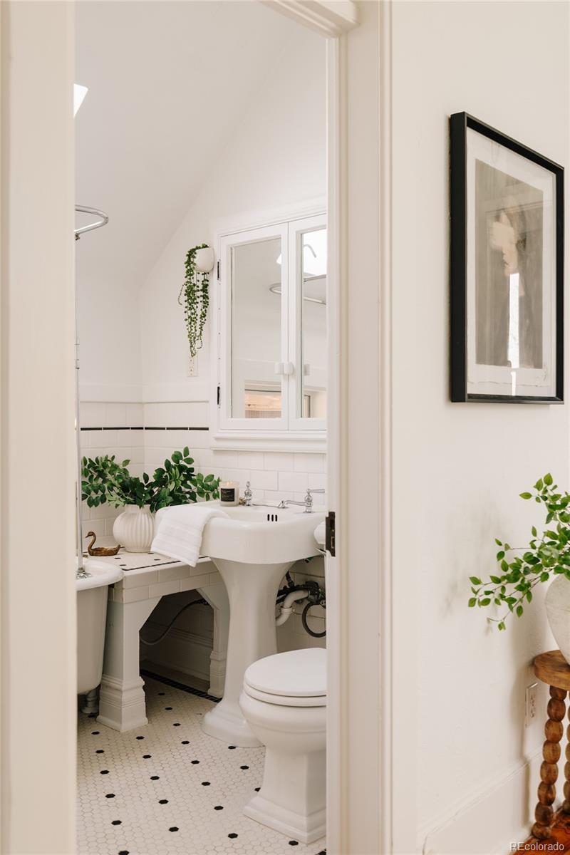 MLS Image #23 for 3383 w hayward place,denver, Colorado