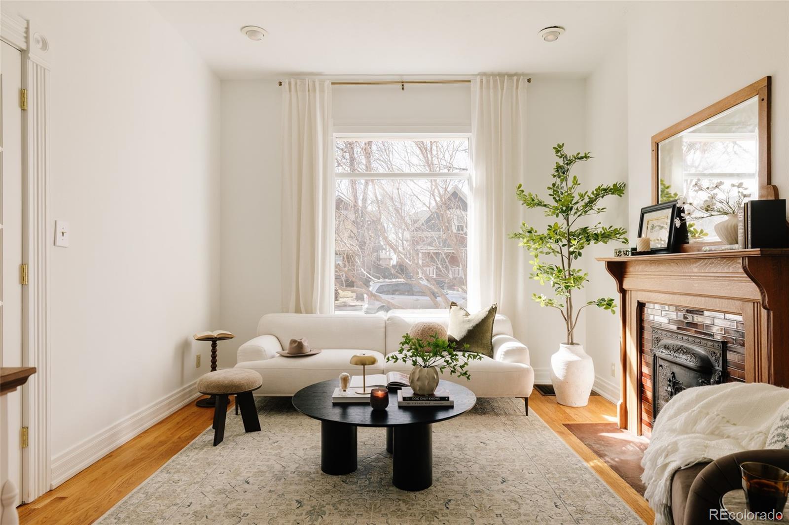 MLS Image #4 for 3383 w hayward place,denver, Colorado