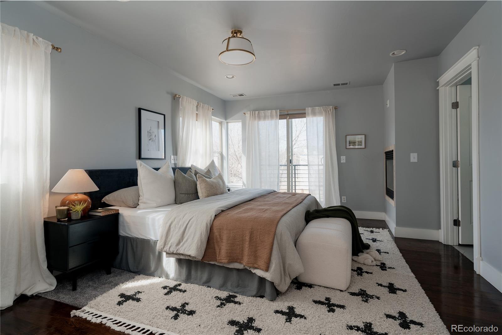 MLS Image #16 for 2603 n vine street,denver, Colorado