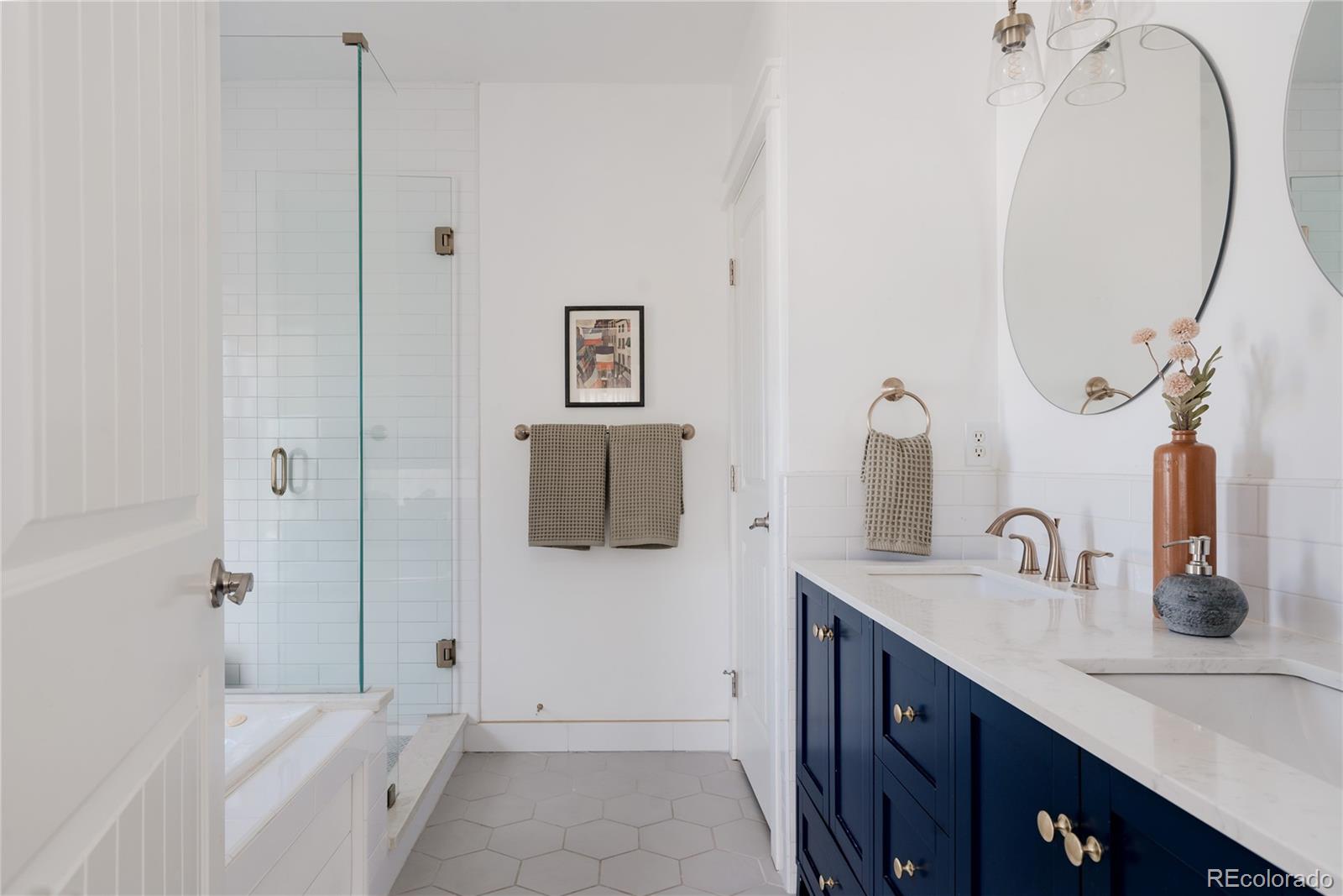 MLS Image #19 for 2603 n vine street,denver, Colorado