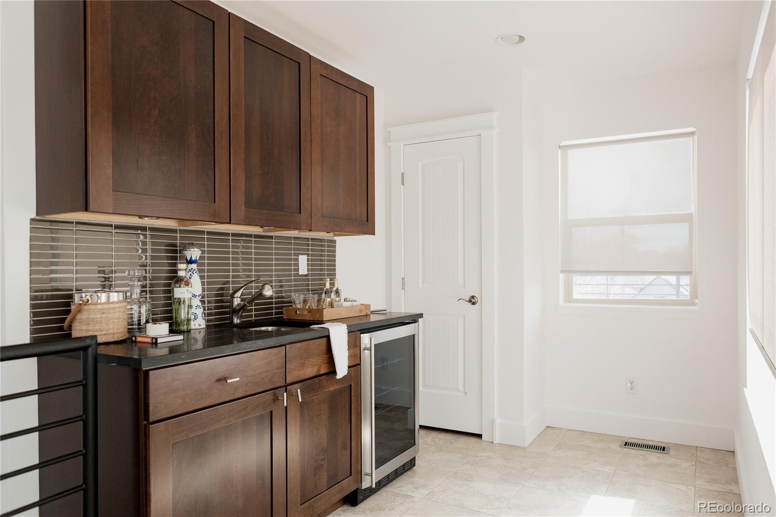 MLS Image #32 for 2603 n vine street,denver, Colorado