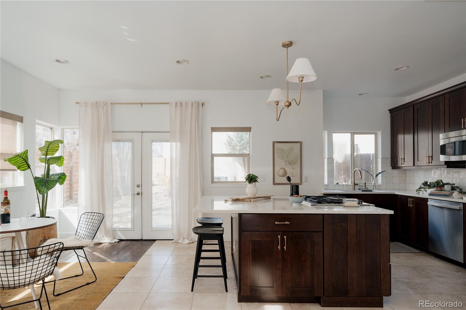 MLS Image #8 for 2603 n vine street,denver, Colorado