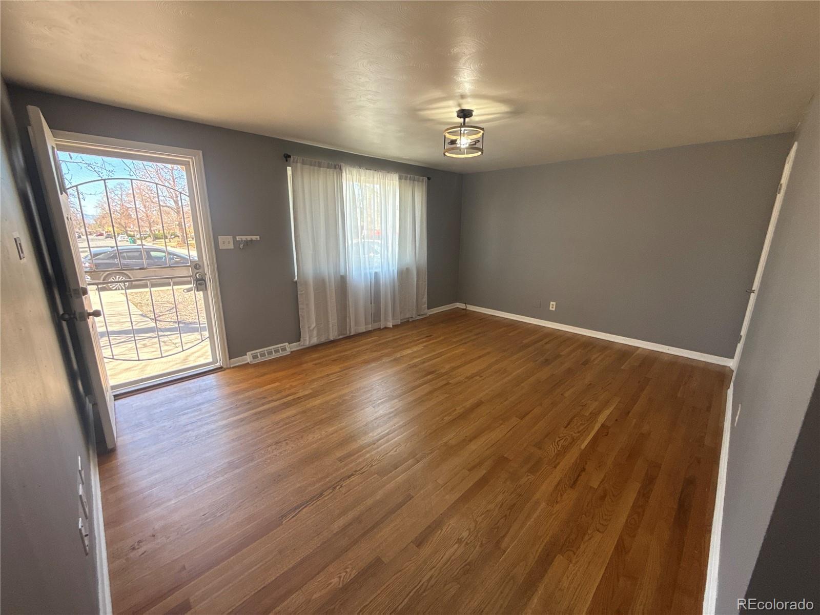 MLS Image #6 for 378 s racine street,aurora, Colorado