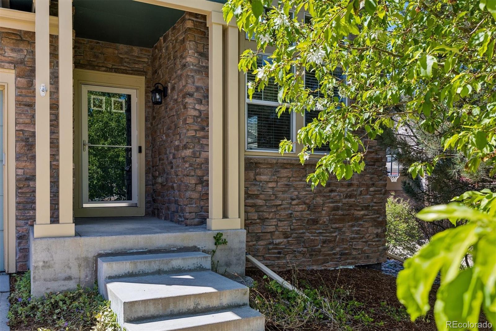 MLS Image #2 for 7004 s fultondale circle,aurora, Colorado