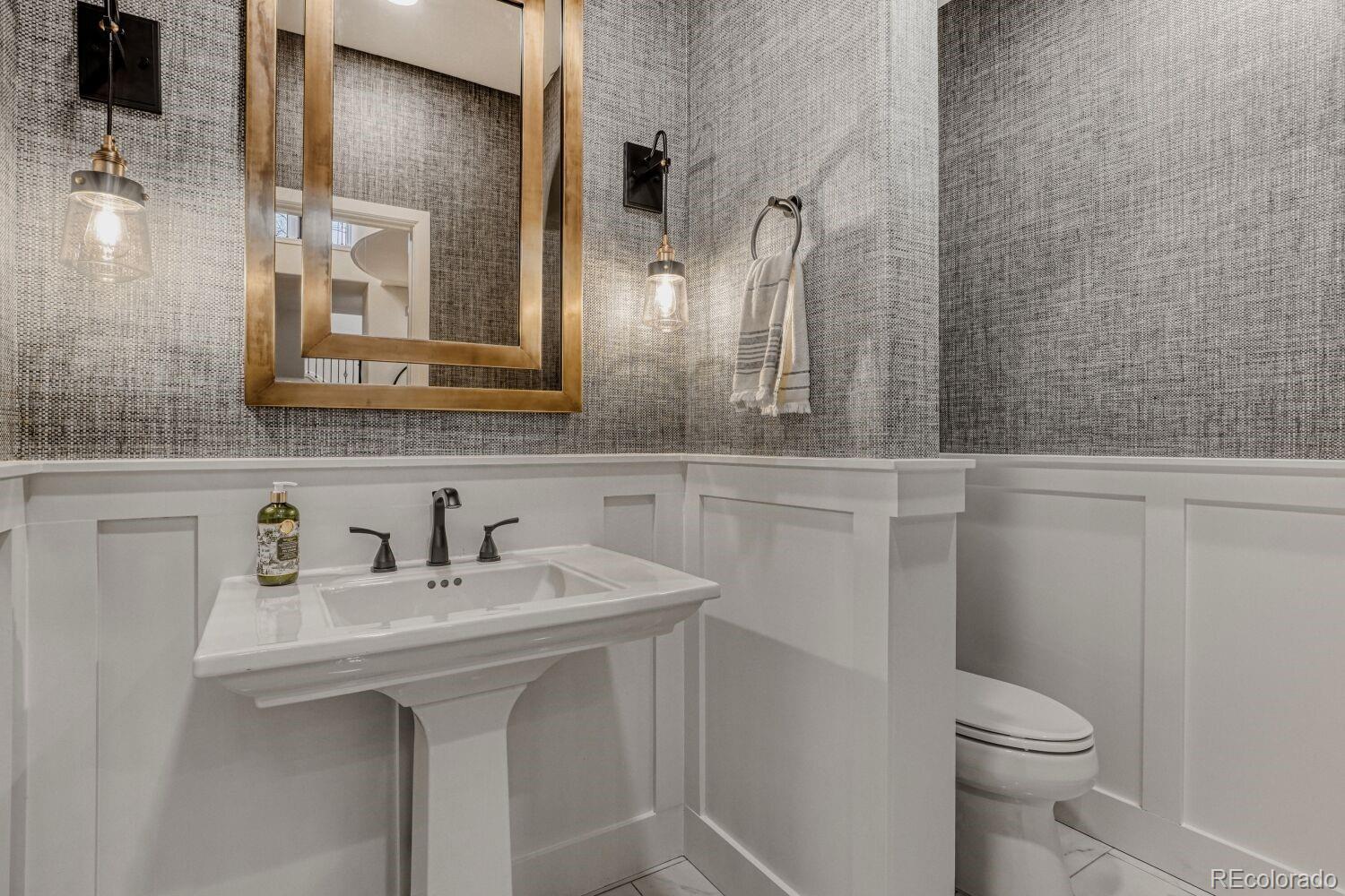 MLS Image #16 for 2101 s columbine street,denver, Colorado