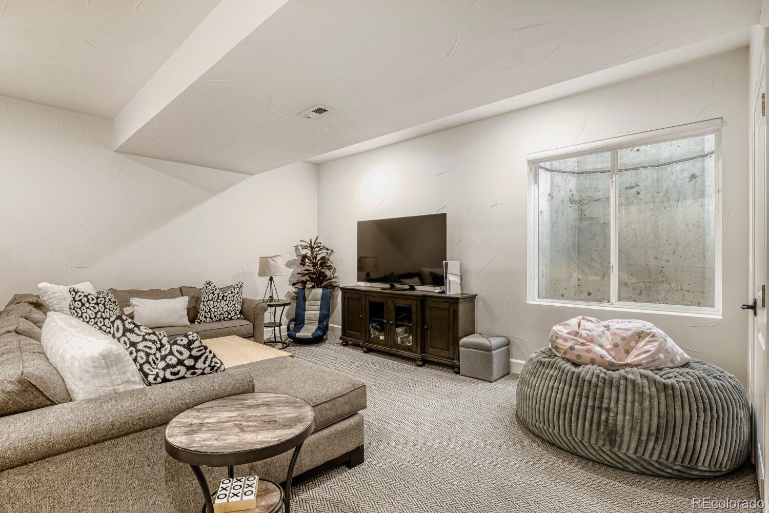 MLS Image #30 for 2101 s columbine street,denver, Colorado