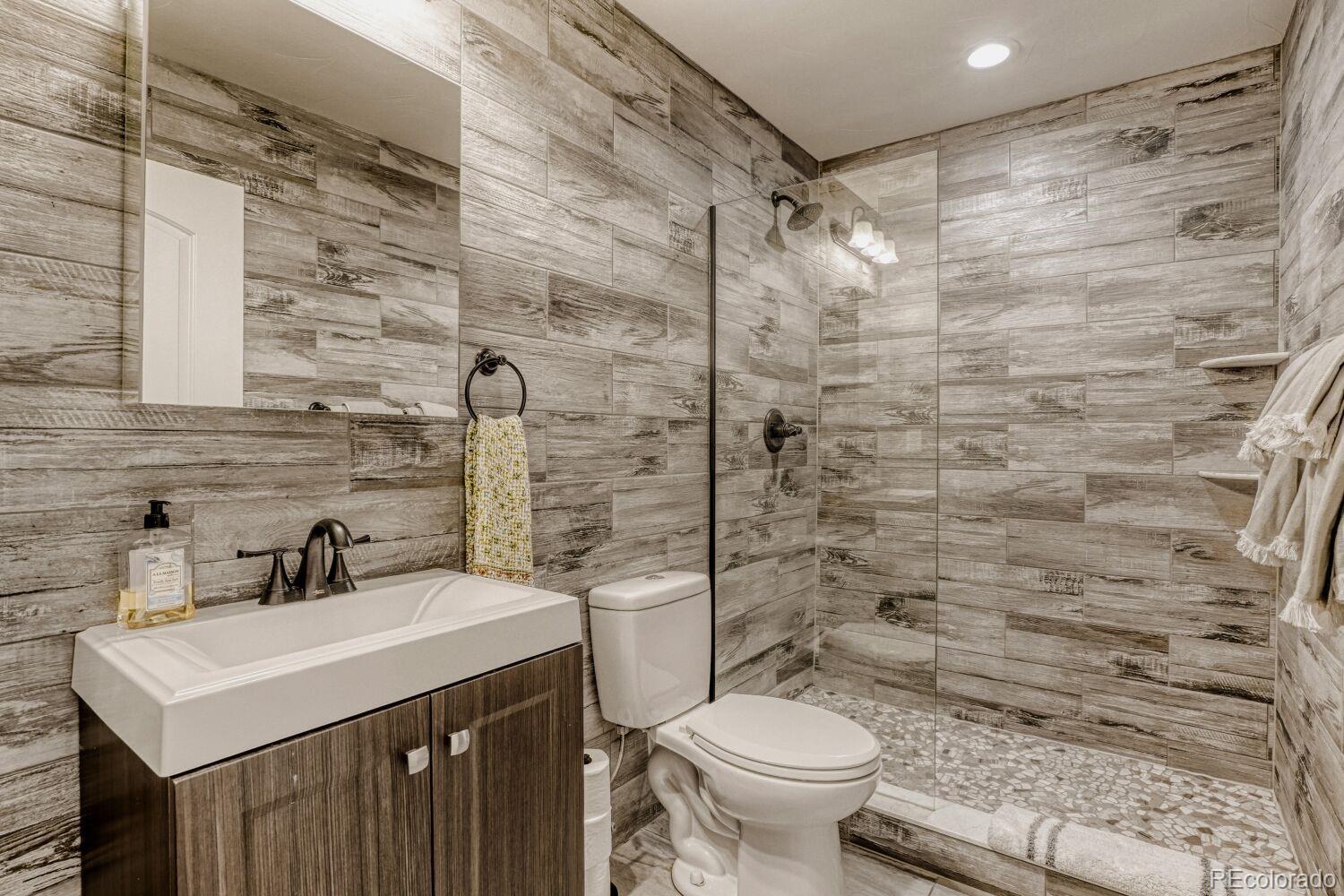 MLS Image #32 for 2101 s columbine street,denver, Colorado