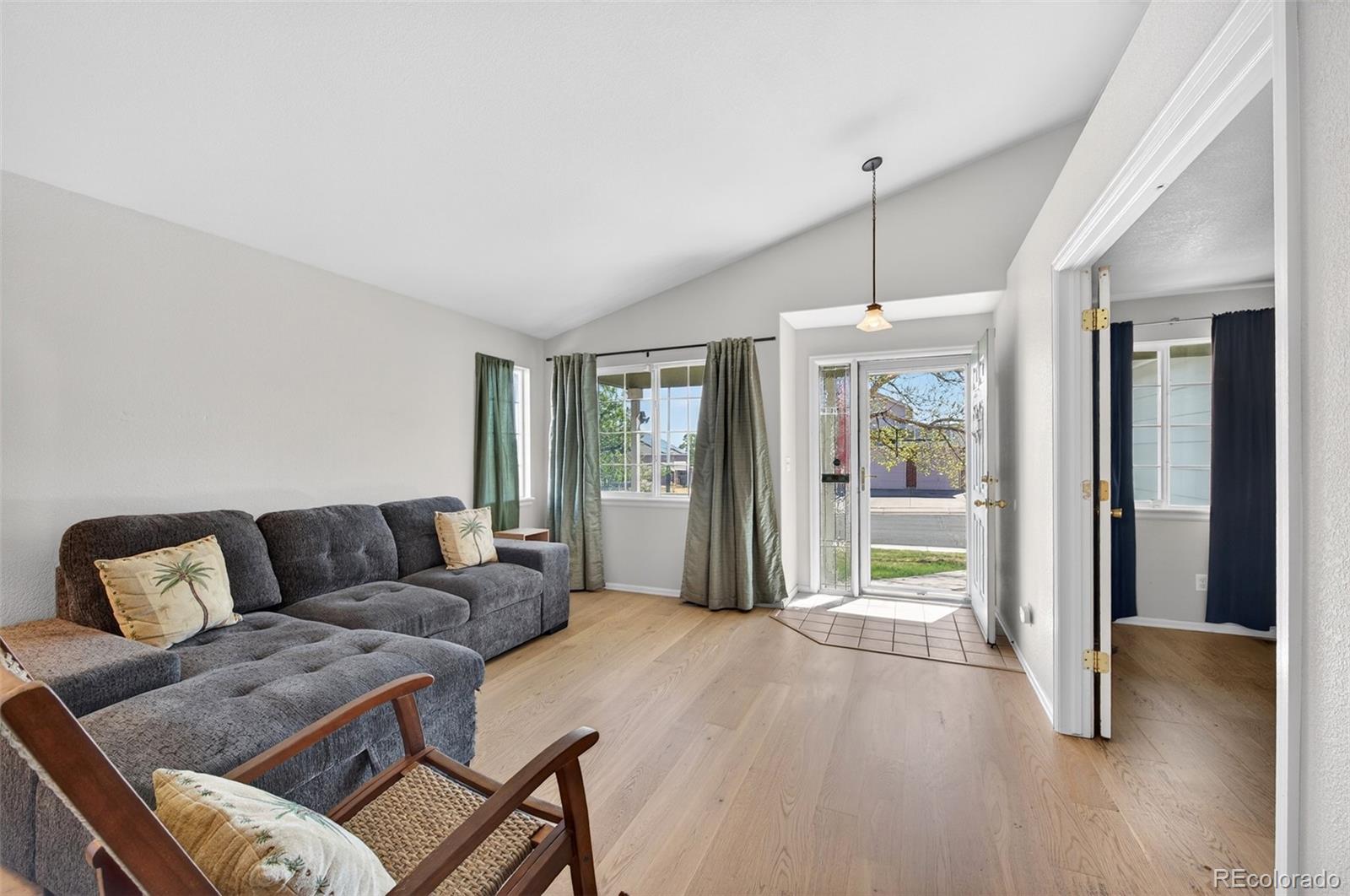 MLS Image #3 for 9457  steele drive,thornton, Colorado