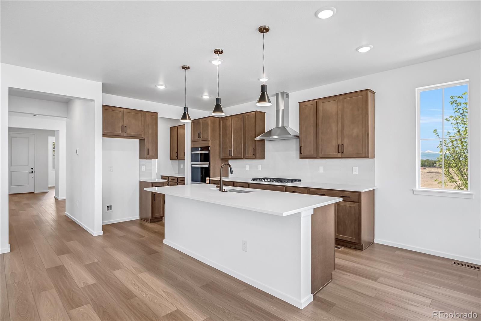 MLS Image #10 for 6749  utica avenue,longmont, Colorado