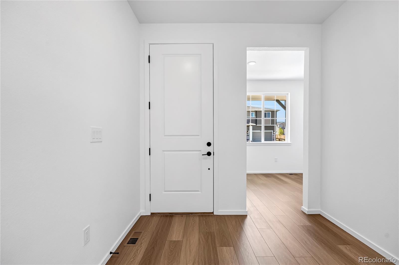 MLS Image #3 for 6749  utica avenue,longmont, Colorado