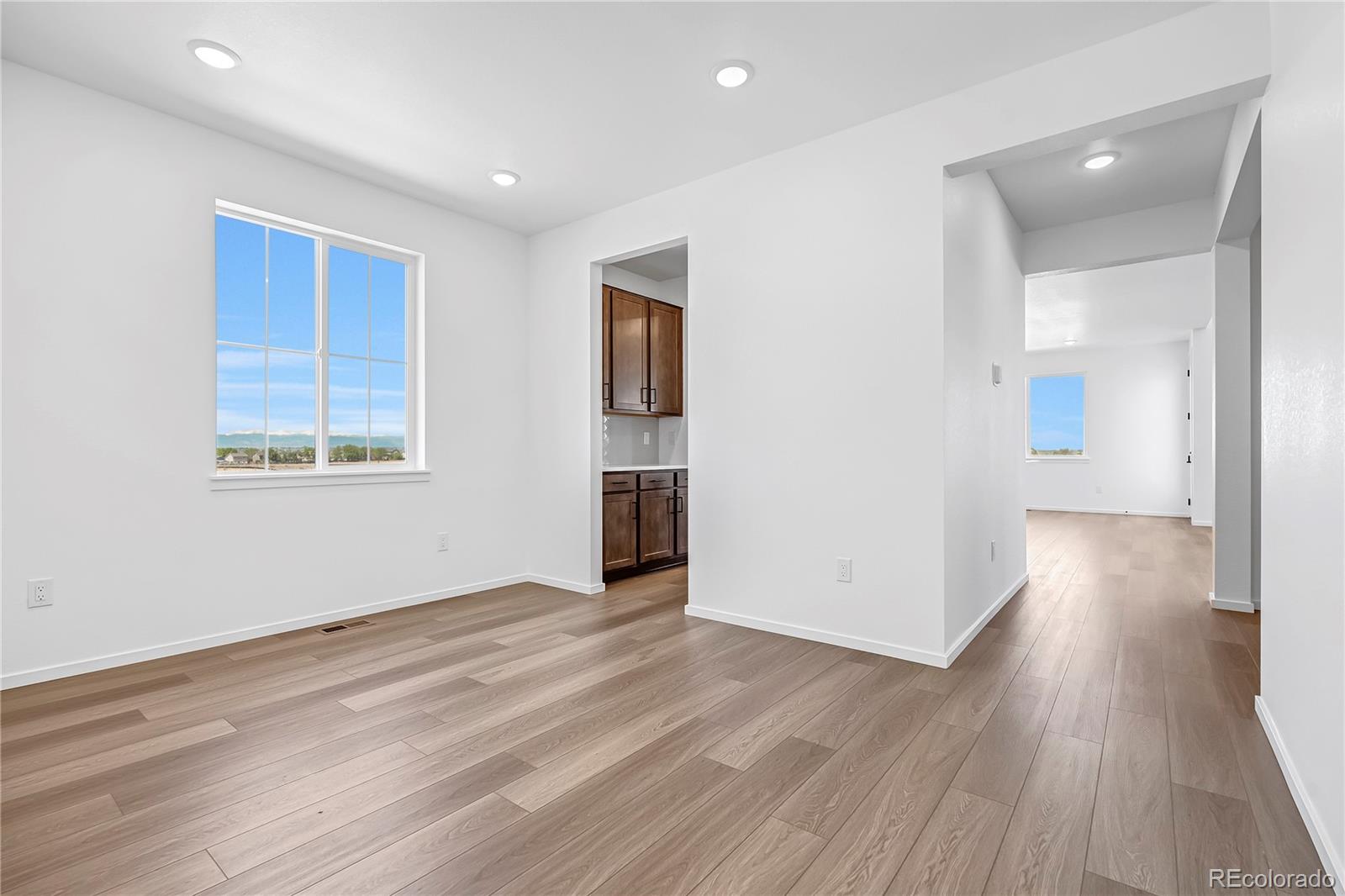 MLS Image #6 for 6749  utica avenue,longmont, Colorado