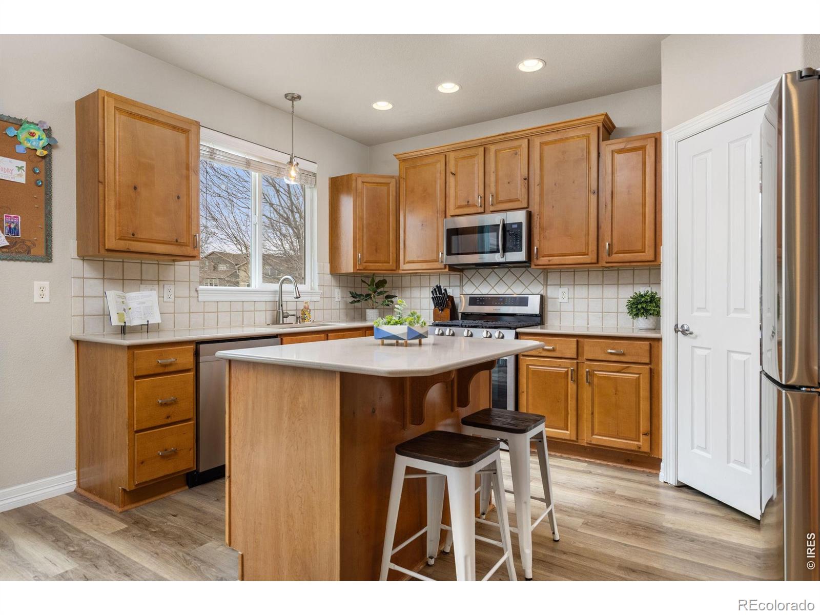 MLS Image #11 for 3382  tabernash drive,loveland, Colorado