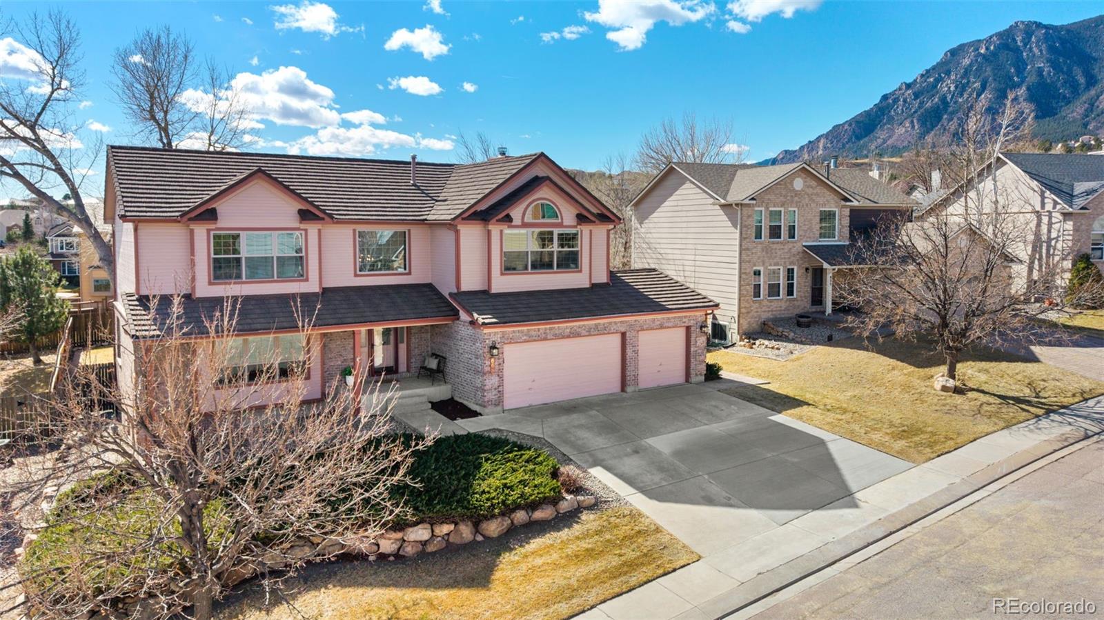 MLS Image #1 for 665  robinglen court,colorado springs, Colorado